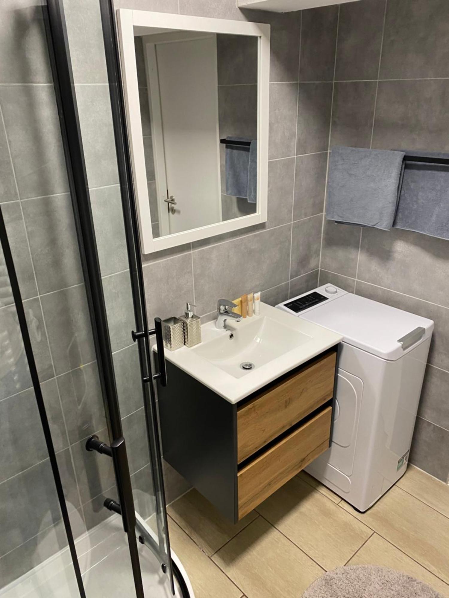 Ikon Apartment Hévíz Eksteriør bilde